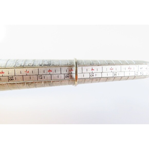 Antique Style Round Flower Form Marcasite Ring Solid Back Sterling Silver Size 4 - Picture 7 of 7